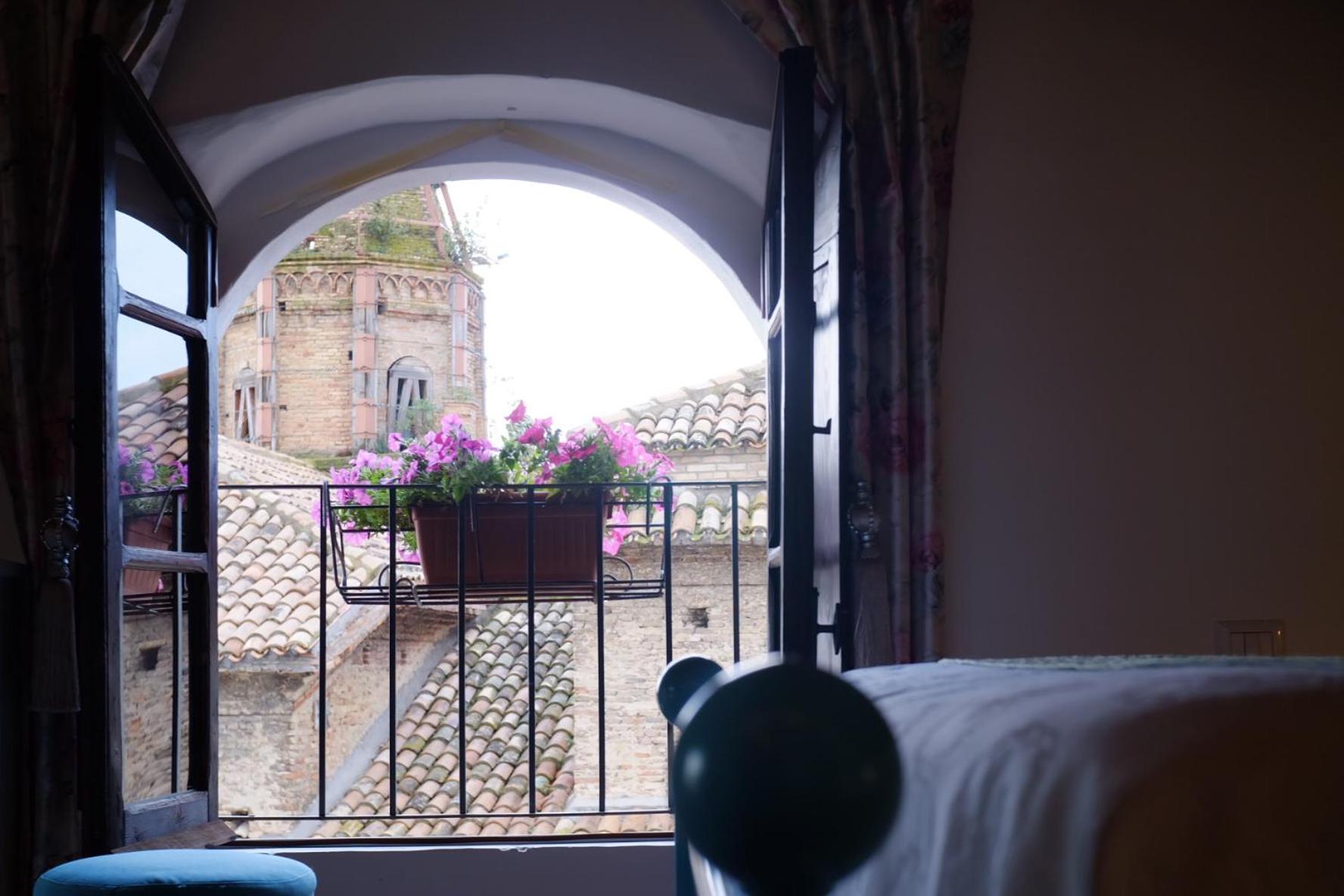 Dimora Amina Bed and Breakfast Loreto Aprutino Exteriör bild
